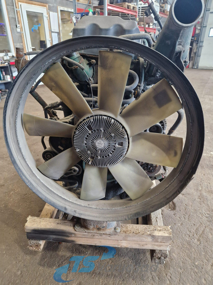 Volvo Volvo mootor D9B300 D9B300 - Moteur pour Camion: photos 4 Volvo Volvo mootor D9B300 D9B300 - Moteur pour Camion: photos 4