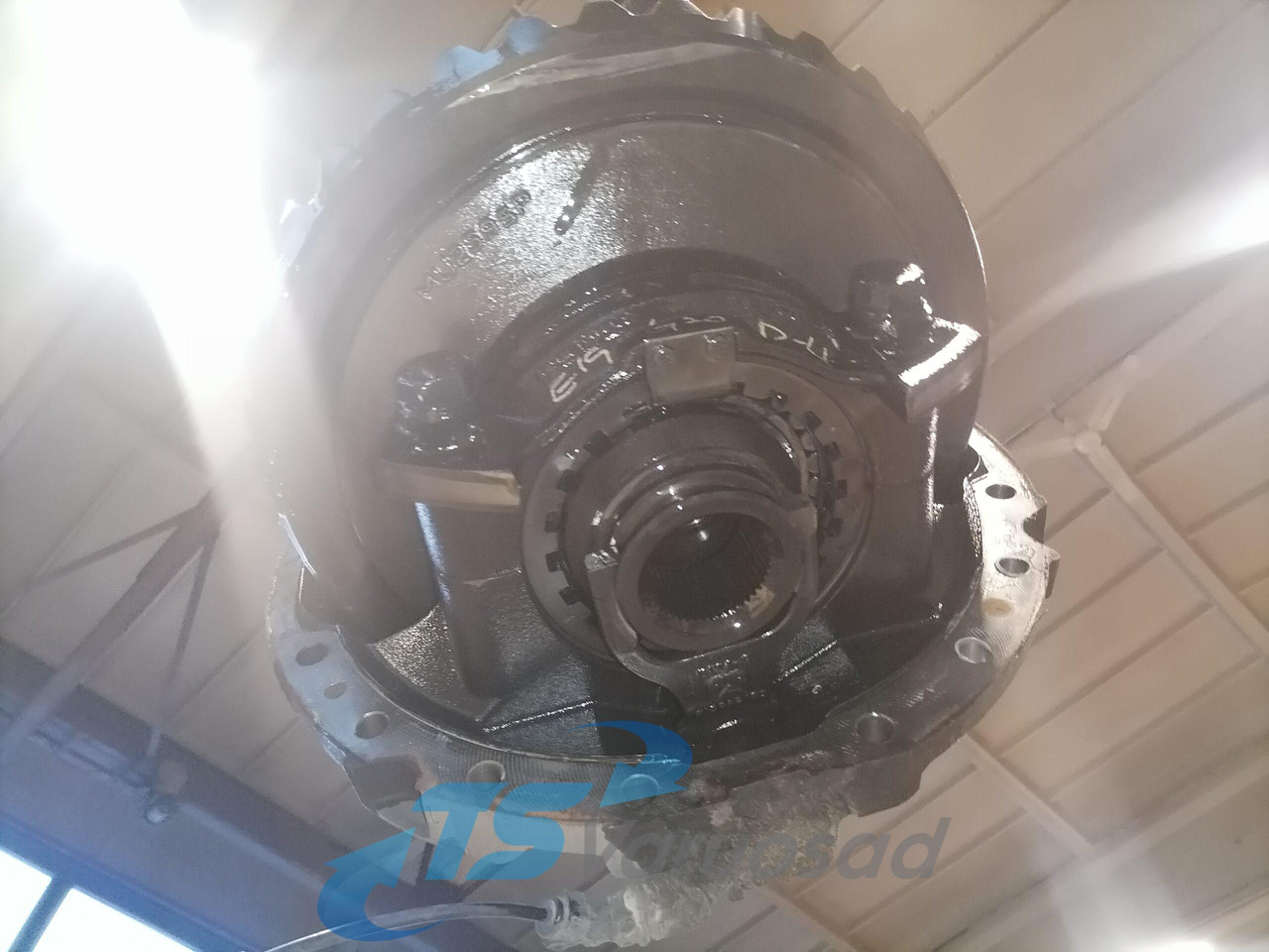 Volvo Volvo reduktor RSS1344D 2,47 21551082 - Moteur de translation pour Camion: photos 5 Volvo Volvo reduktor RSS1344D 2,47 21551082 - Moteur de translation pour Camion: photos 5