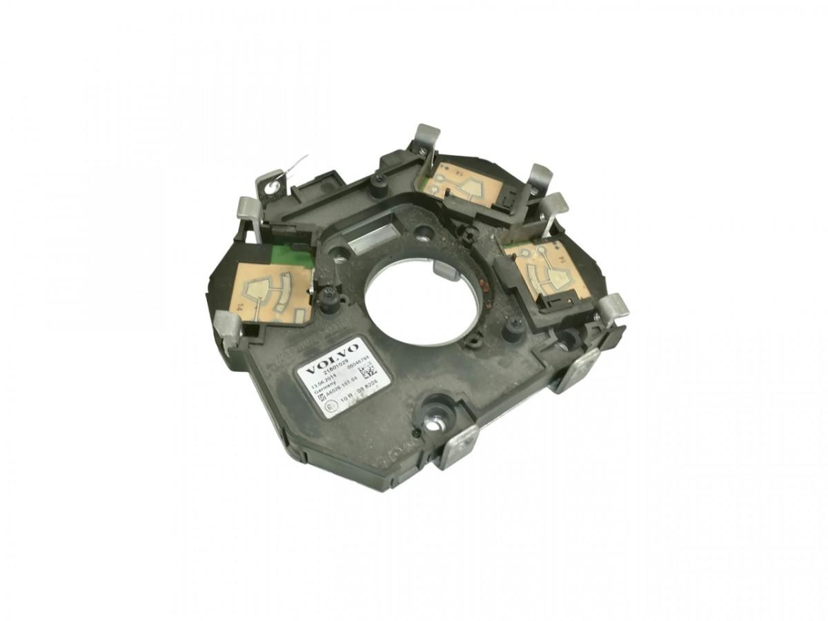 Volvo Volvo rooli lülitite kandur 21601029 - Cabine pour Camion: photos 1 Volvo Volvo rooli lülitite kandur 21601029 - Cabine pour Camion: photos 1