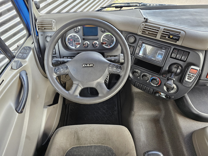 Photo d'intérieur 2: Camion grue DAF CF 75.310 / TRAILER + PALFINGER CRANE/KRAN Photo d'intérieur 2: Camion grue DAF CF 75.310 / TRAILER + PALFINGER CRANE/KRAN