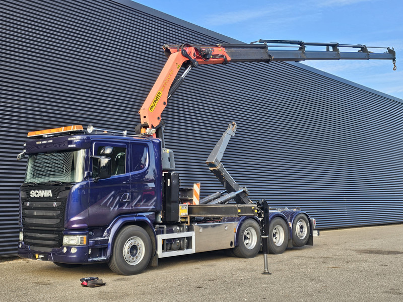Scania G490 8x4*4 / PALFINGER CRANE + HOOKLIFT - Camion ampliroll, Camion grue: photos 1 Scania G490 8x4*4 / PALFINGER CRANE + HOOKLIFT - Camion ampliroll, Camion grue: photos 1