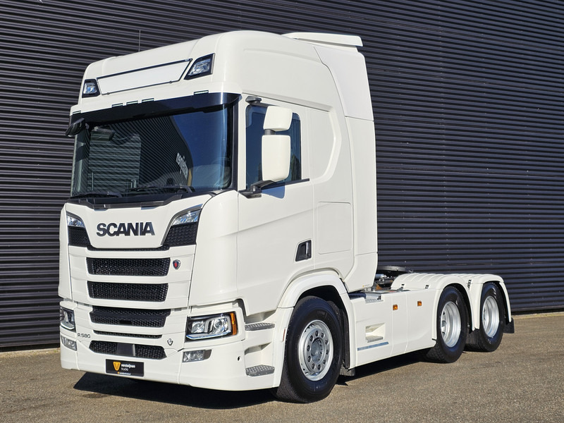 Scania R580 V8 / 6x4 / FULL AIR / RETARDER - Tracteur routier: photos 1 Scania R580 V8 / 6x4 / FULL AIR / RETARDER - Tracteur routier: photos 1