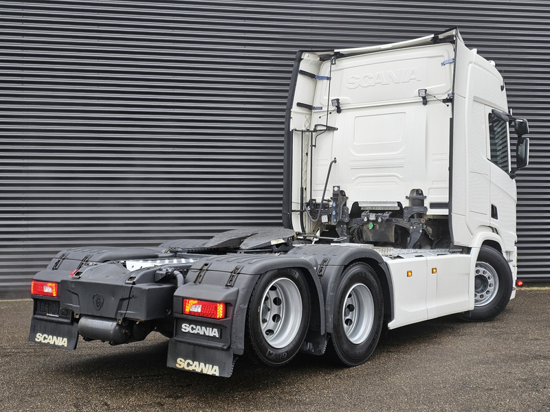 Scania R580 / V8 / FULL AIR / 6X2 / RETARDER / BOOGIE - Tracteur routier: photos 3 Scania R580 / V8 / FULL AIR / 6X2 / RETARDER / BOOGIE - Tracteur routier: photos 3
