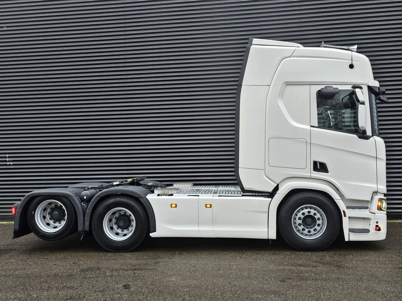 Scania R580 / V8 / FULL AIR / 6X2 / RETARDER / BOOGIE - Tracteur routier: photos 4 Scania R580 / V8 / FULL AIR / 6X2 / RETARDER / BOOGIE - Tracteur routier: photos 4