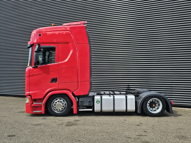 Scania S500 / MEGA / 4X2 / LOWDECK / PARKING-COOLER / RETARDER - Tracteur routier: photos 4 Scania S500 / MEGA / 4X2 / LOWDECK / PARKING-COOLER / RETARDER - Tracteur routier: photos 4