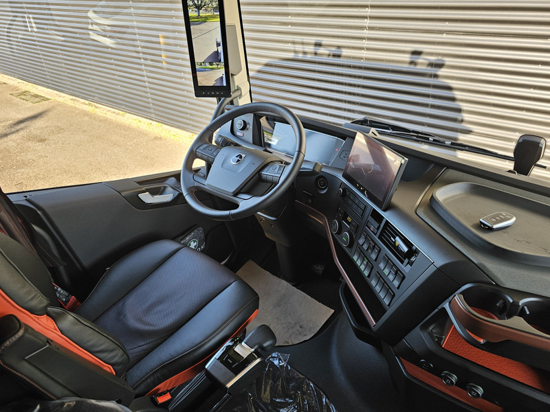 Tracteur routier Volvo FH 780 AERO / 6x2/4 / RETARDER / GLOBE XL: photos 12 Tracteur routier Volvo FH 780 AERO / 6x2/4 / RETARDER / GLOBE XL: photos 12