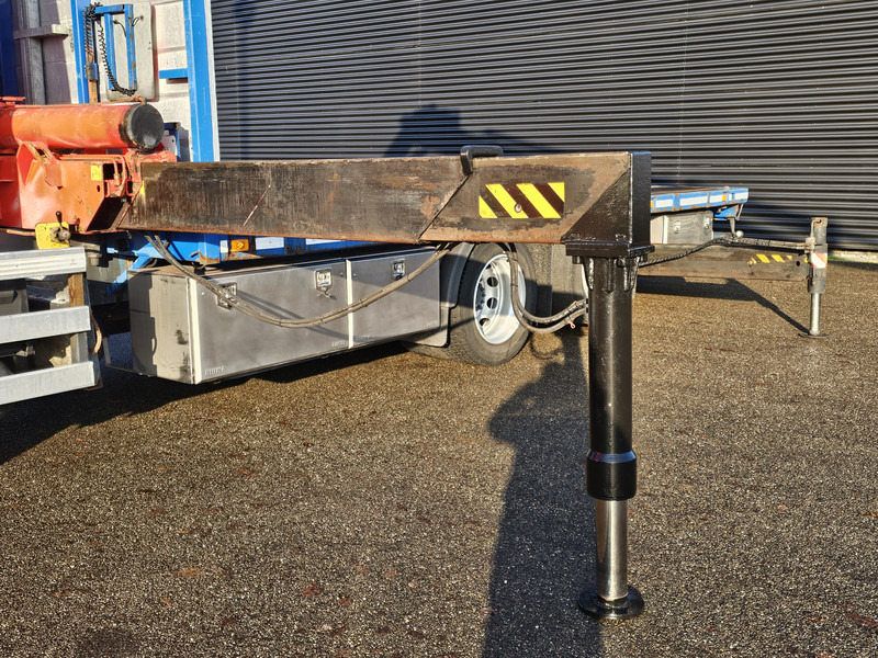 Volvo FM 410 6x2 / FASSI 42 t/m CRANE / KRAN - Camion grue: photos 4 Volvo FM 410 6x2 / FASSI 42 t/m CRANE / KRAN - Camion grue: photos 4