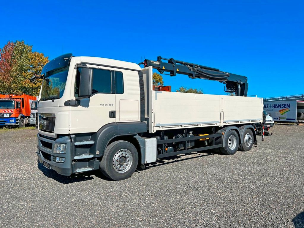 Camion grue, Camion plateau MAN 26.480 6X2 Baustoff mit Kran HIAB Top Zustand: photos 12