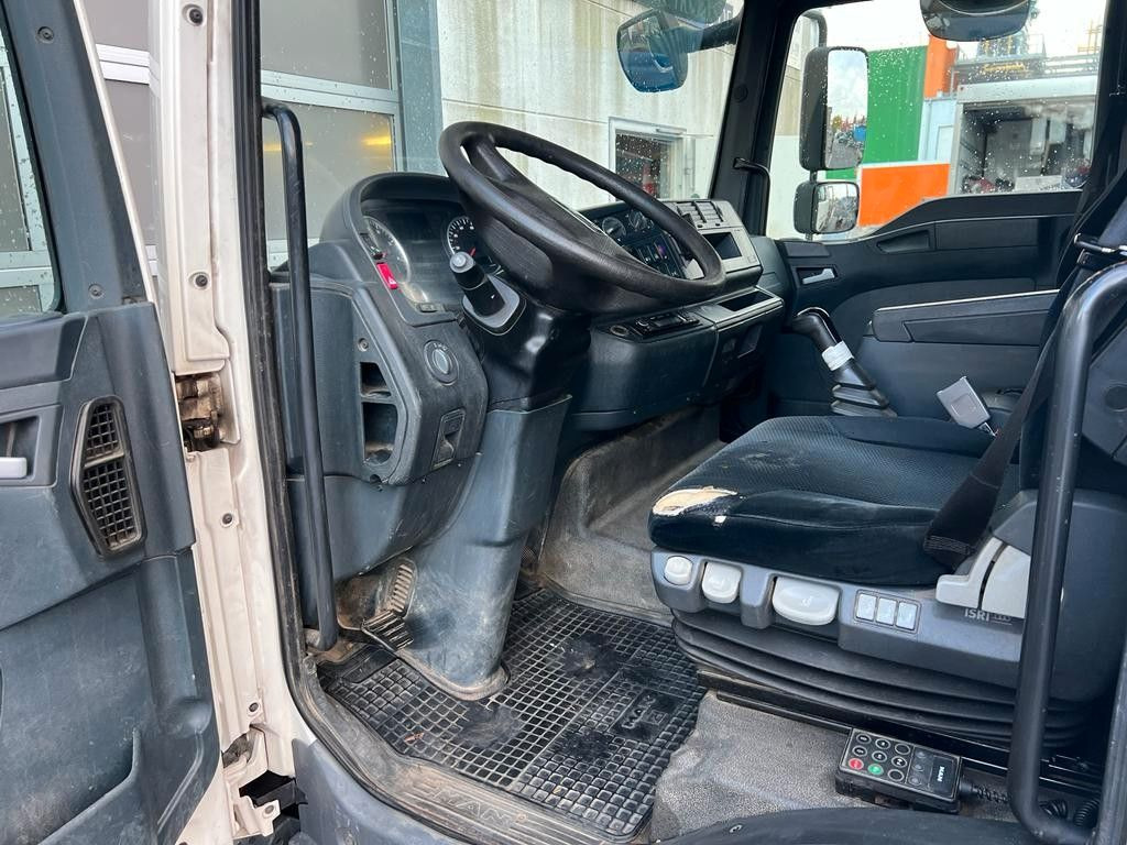 MAN 8.180 4X2 offene Pritsche MAN 8.180 4X2 offene Pritsche - Fourgon plateau: photos 5 MAN 8.180 4X2 offene Pritsche MAN 8.180 4X2 offene Pritsche - Fourgon plateau: photos 5