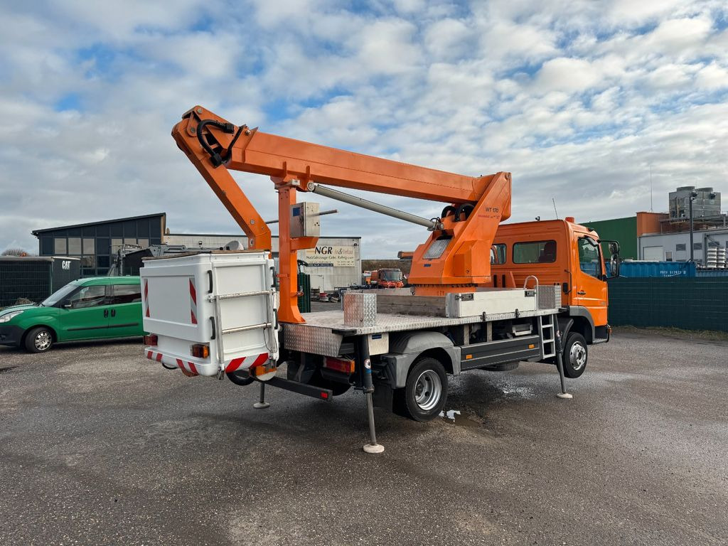 Mercedes-Benz 815 4x2 Hubarbeitsbühne Wumag 170 high 17 m - Camion avec nacelle, Véhicule utilitaire: photos 3 Mercedes-Benz 815 4x2 Hubarbeitsbühne Wumag 170 high 17 m - Camion avec nacelle, Véhicule utilitaire: photos 3