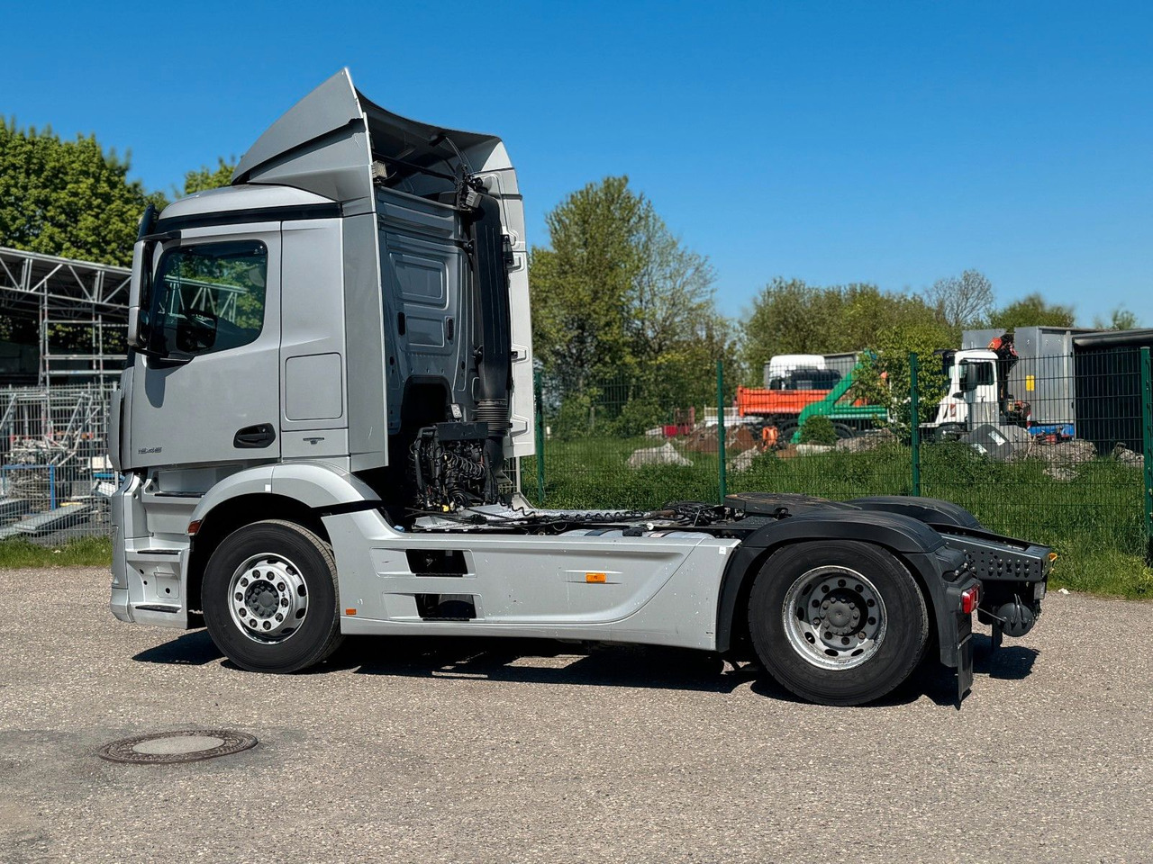 Mercedes-Benz 1845 4X2 Super Sauber mit Schubboden Hydraulik - Tracteur routier: photos 5 Mercedes-Benz 1845 4X2 Super Sauber mit Schubboden Hydraulik - Tracteur routier: photos 5