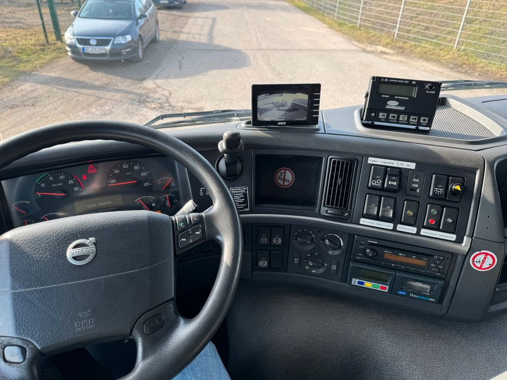 Camion frigorifique Volvo FM 410 6X2 Kühlkoffer mit Carrier Diesel & Strom: photos 13
