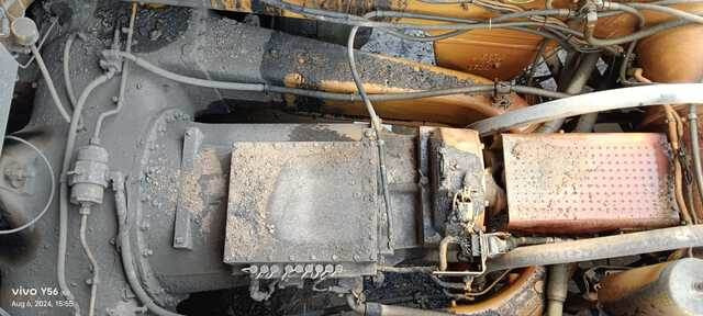 Tombereau rigide CAT 777E: photos 19