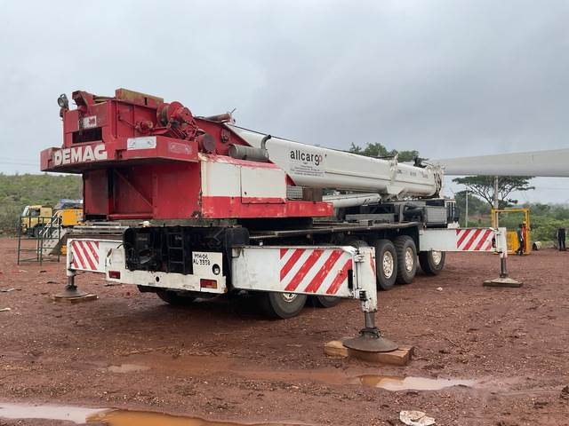 Demag HC340 - Grue tout-terrain: photos 3 Demag HC340 - Grue tout-terrain: photos 3