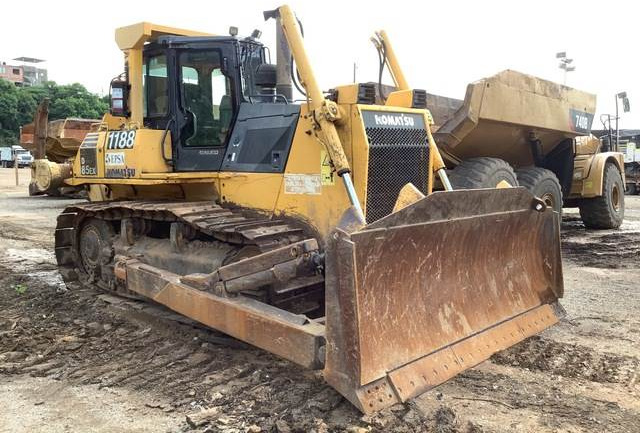 Komatsu D85EX-15 - Bulldozer: photos 4 Komatsu D85EX-15 - Bulldozer: photos 4
