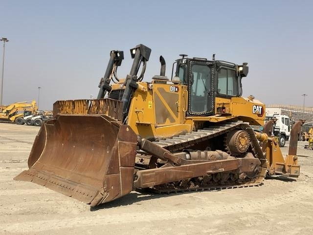 CAT D8R - Bulldozer: photos 1 CAT D8R - Bulldozer: photos 1