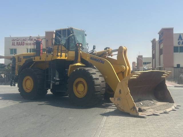 Komatsu WA600-6R - Chargeuse sur pneus: photos 4 Komatsu WA600-6R - Chargeuse sur pneus: photos 4