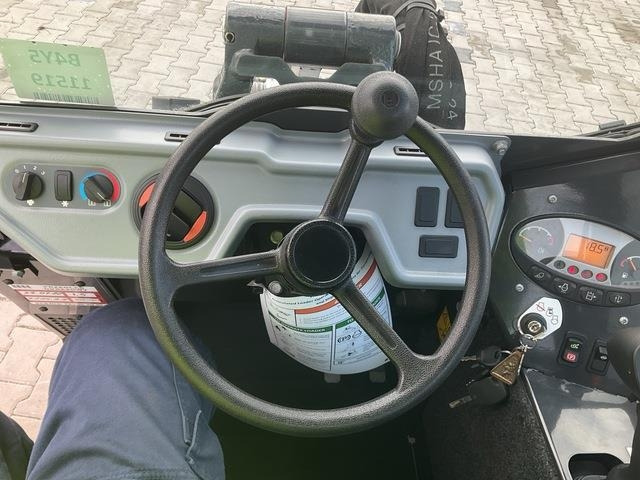 Chargeuse sur pneus Bobcat L23: photos 20