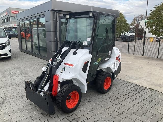 Bobcat L23 - Chargeuse sur pneus: photos 1 Bobcat L23 - Chargeuse sur pneus: photos 1