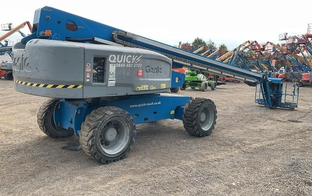 Genie S85 - Nacelle articulée: photos 3 Genie S85 - Nacelle articulée: photos 3