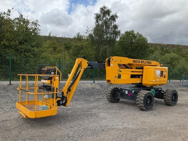 Haulotte HA16RT - Nacelle articulée: photos 1 Haulotte HA16RT - Nacelle articulée: photos 1