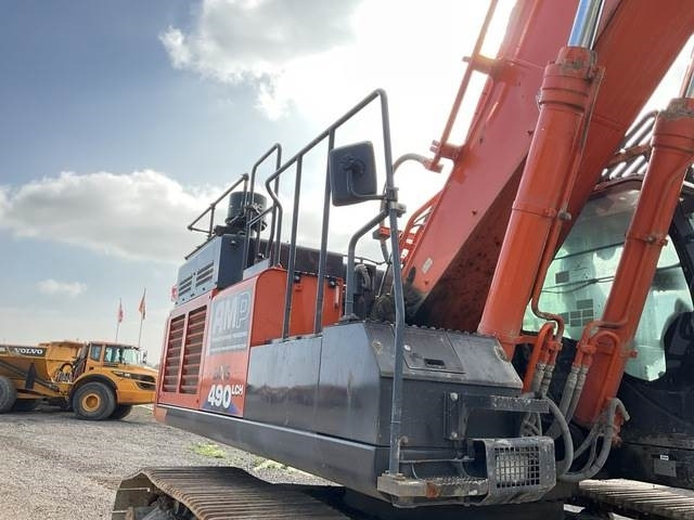 Pelle sur chenille Hitachi ZX490LCH-6: photos 17