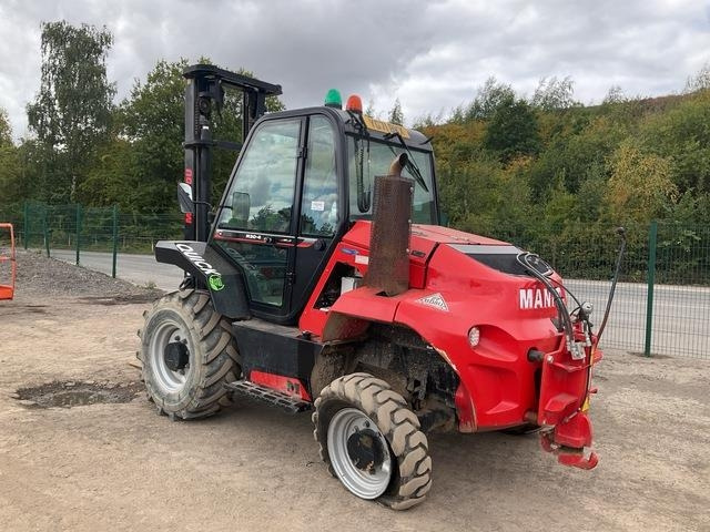 Manitou M30-4 - Chariot tout terrain: photos 3 Manitou M30-4 - Chariot tout terrain: photos 3