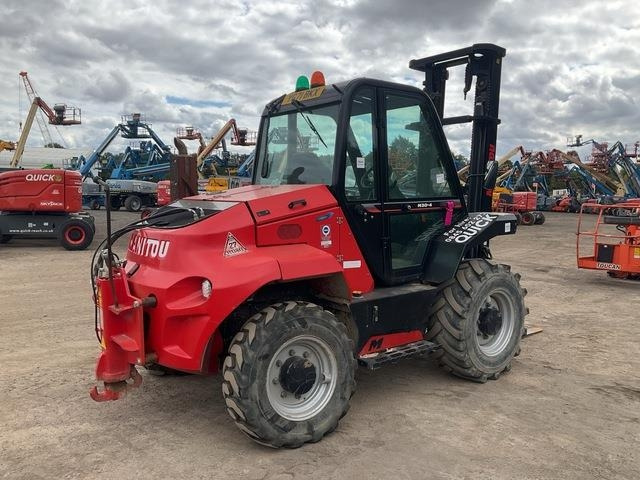 Manitou M30-4 - Chariot tout terrain: photos 4 Manitou M30-4 - Chariot tout terrain: photos 4