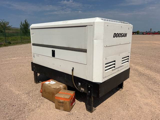 Doosan 7/125-10/105 - Compresseur d'air: photos 2 Doosan 7/125-10/105 - Compresseur d'air: photos 2