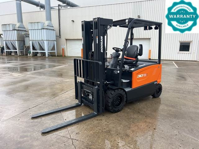Doosan B30X-7 PLUS - Chariot élévateur électrique: photos 1 Doosan B30X-7 PLUS - Chariot élévateur électrique: photos 1