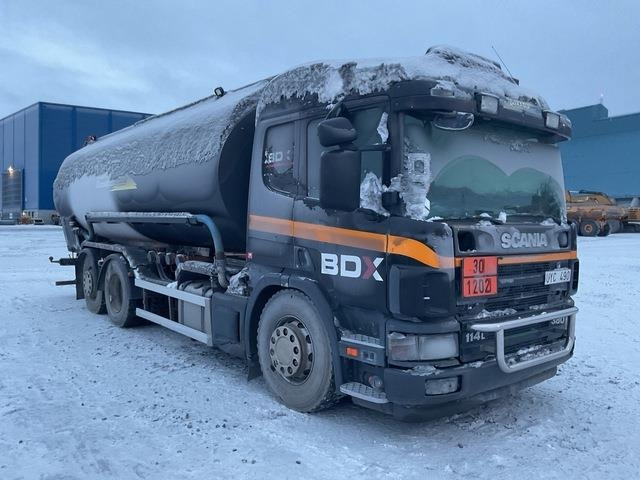 Scania P114LB-380 - Camion citerne: photos 4 Scania P114LB-380 - Camion citerne: photos 4