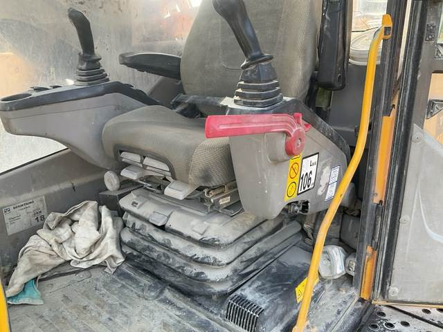 Pelle sur chenille Volvo EC480: photos 19