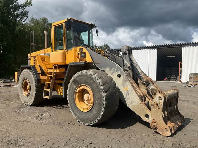 Volvo L180D - Chargeuse sur pneus: photos 4 Volvo L180D - Chargeuse sur pneus: photos 4