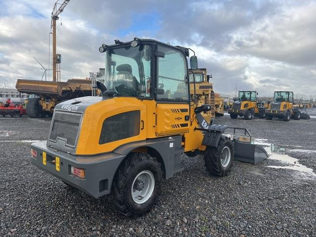 Everun ER412 Pro - Chargeuse sur pneus: photos 3 Everun ER412 Pro - Chargeuse sur pneus: photos 3