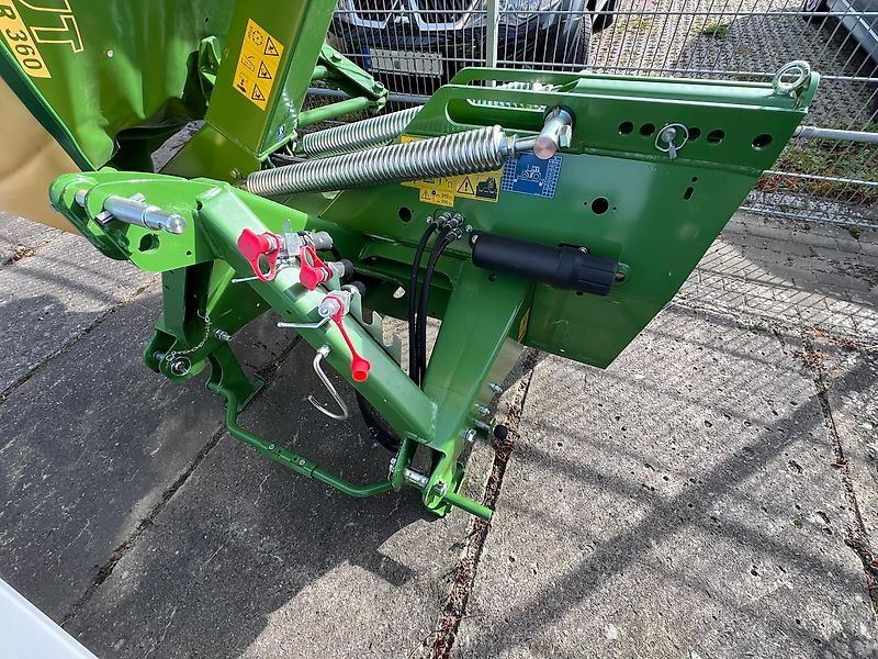 Krone EasyCut R360 - Faucheuse: photos 5 Krone EasyCut R360 - Faucheuse: photos 5