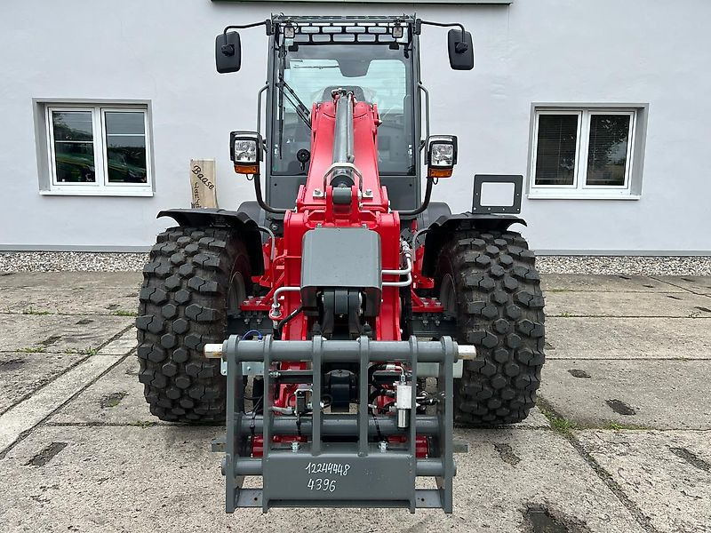 Weidemann 3080T Klima 30km/h - Chargeuse sur pneus télescopique: photos 3 Weidemann 3080T Klima 30km/h - Chargeuse sur pneus télescopique: photos 3