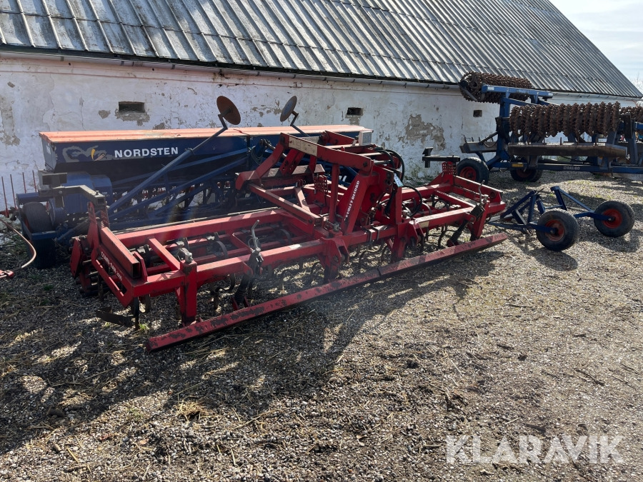 Såsæt Doublet-Record / Nordsten Combi Dan 3000 / Lift-o-matic - Semoir/ Planteuse: photos 4 Såsæt Doublet-Record / Nordsten Combi Dan 3000 / Lift-o-matic - Semoir/ Planteuse: photos 4
