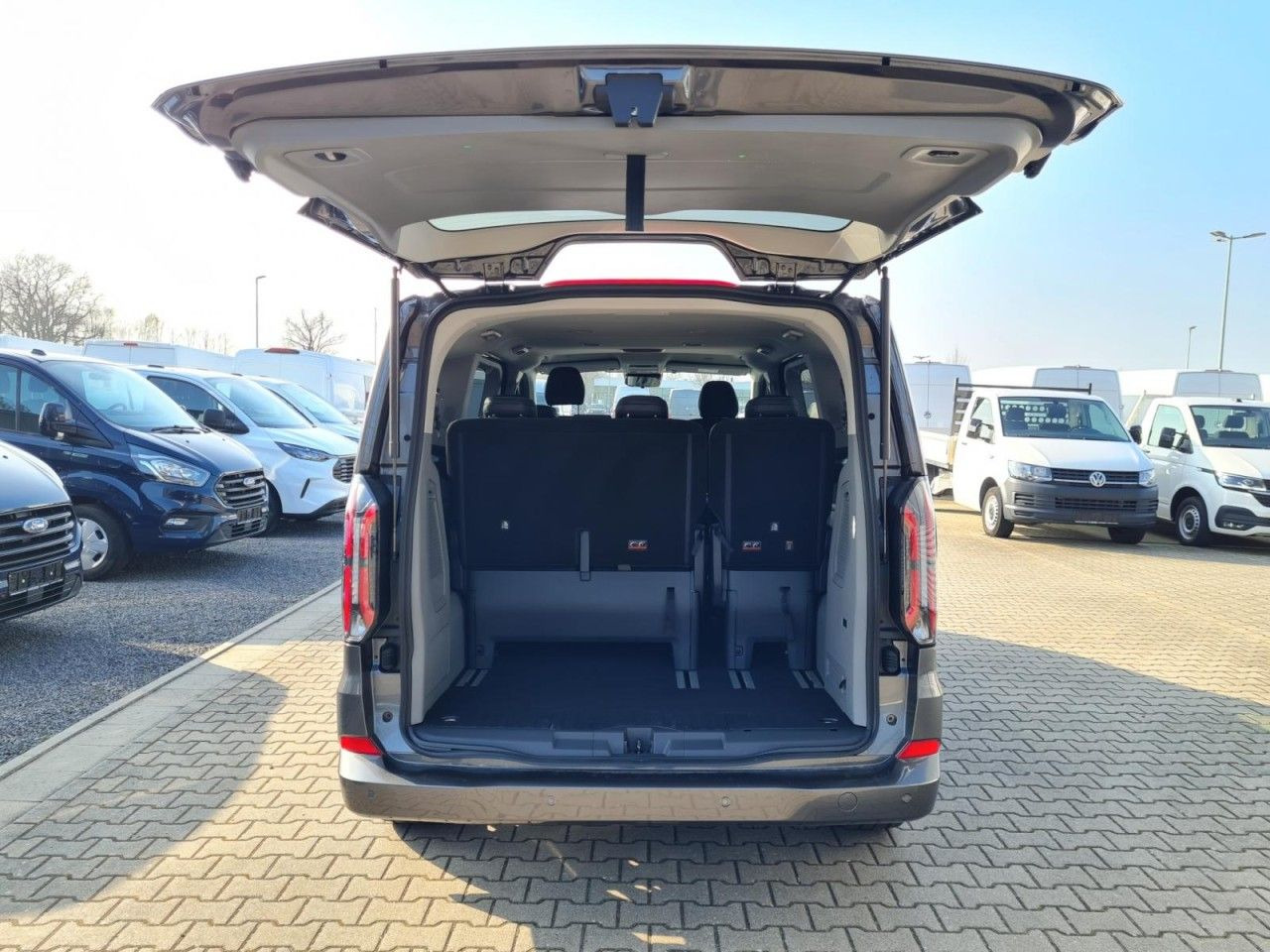 Transport de personnes Ford Tourneo Custom 320 Titanium X L1 AHK LED LMF NAV: photos 6