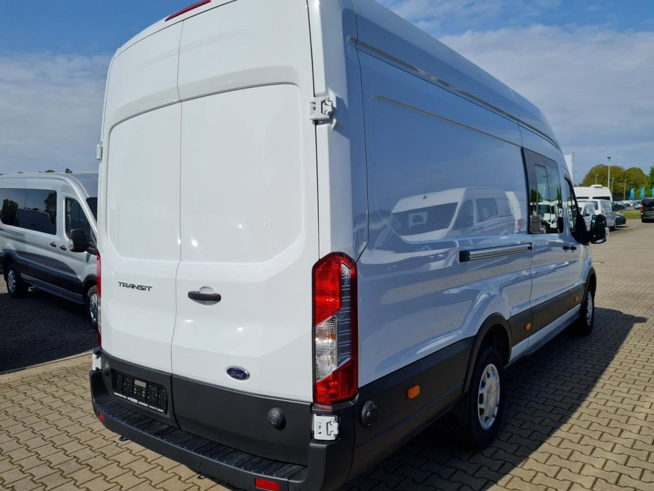 Ford Transit 350 Kasten Doka L4H3 Trend Mixto RWD - Fourgon utilitaire, Utilitaire double cabine: photos 5 Ford Transit 350 Kasten Doka L4H3 Trend Mixto RWD - Fourgon utilitaire, Utilitaire double cabine: photos 5
