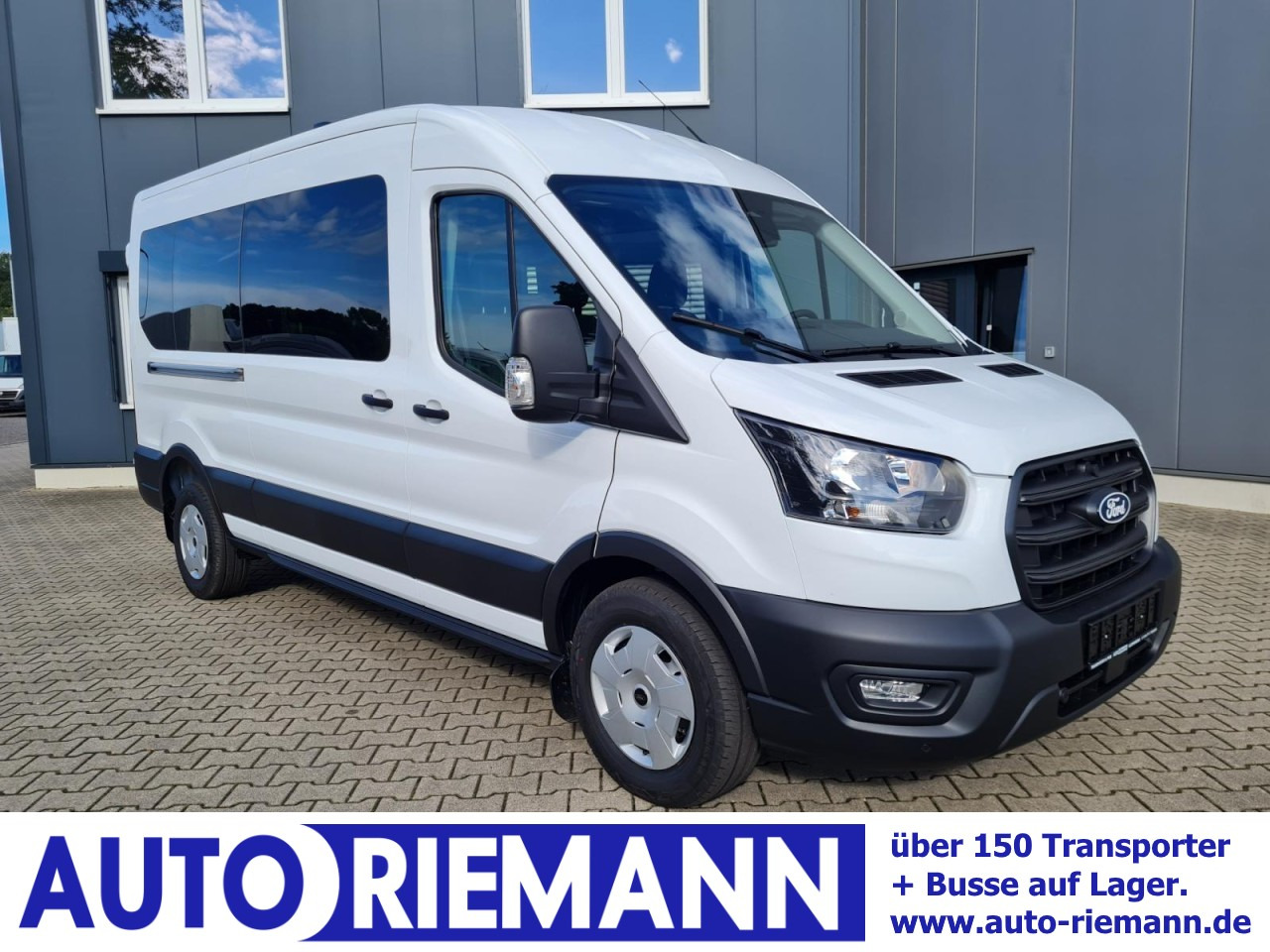 Ford Transit 350 Kombi TDCi L3 AG Trend 9 Sitze AHK KAMERA - Minibus, Transport de personnes: photos 1 Ford Transit 350 Kombi TDCi L3 AG Trend 9 Sitze AHK KAMERA - Minibus, Transport de personnes: photos 1