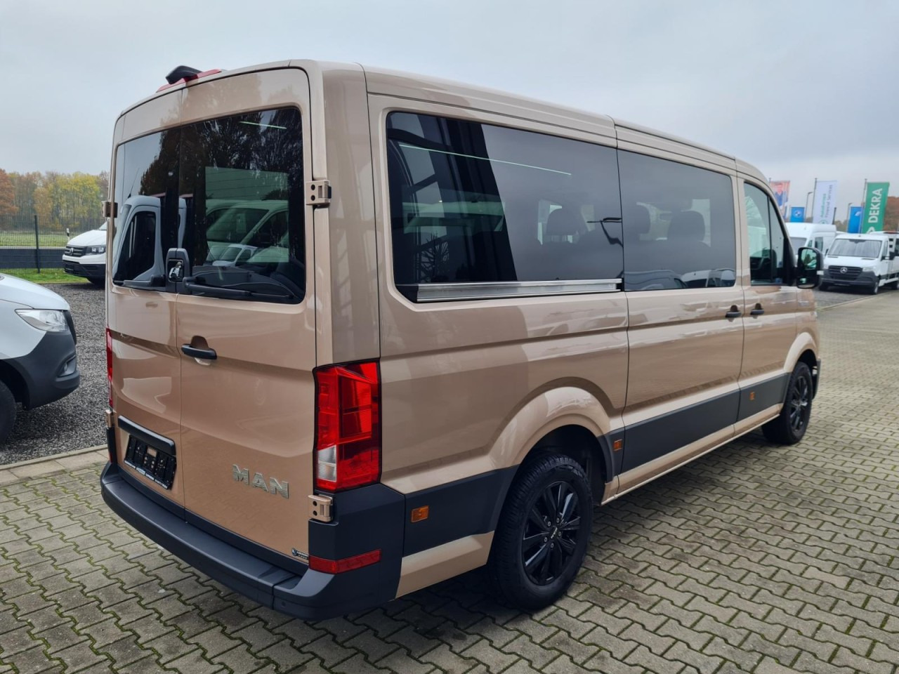 Man TGE 3.180 TDi Kombi 9 Sitze ALU KAMERA LED LEDER Sonderumbau - Minibus, Transport de personnes: photos 4 Man TGE 3.180 TDi Kombi 9 Sitze ALU KAMERA LED LEDER Sonderumbau - Minibus, Transport de personnes: photos 4