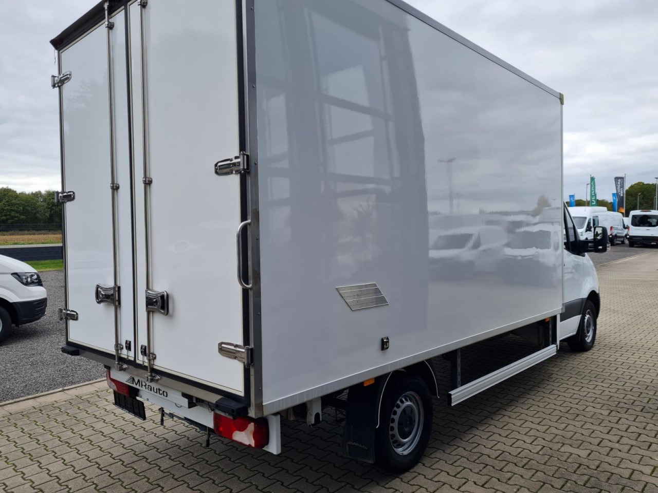 Mercedes-Benz Sprinter 315 CDI Koffer RWD KLIMA TEMPOMAT - Fourgon grand volume: photos 4 Mercedes-Benz Sprinter 315 CDI Koffer RWD KLIMA TEMPOMAT - Fourgon grand volume: photos 4
