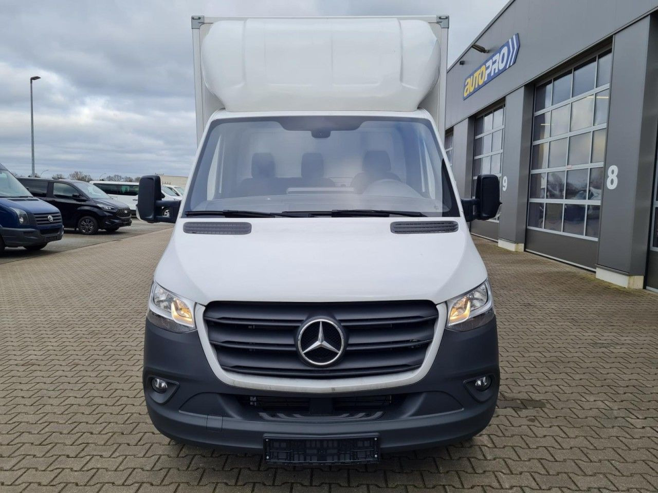 Mercedes-Benz Sprinter 315 CDi Koffer lang MBux, Klima - Fourgon grand volume: photos 2 Mercedes-Benz Sprinter 315 CDi Koffer lang MBux, Klima - Fourgon grand volume: photos 2