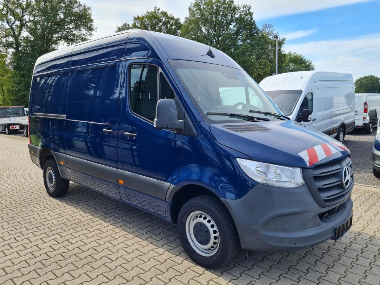 Mercedes-Benz Sprinter 316 Kasten CDI MR RWD AHK MBUX KAMERA - Fourgon utilitaire: photos 3 Mercedes-Benz Sprinter 316 Kasten CDI MR RWD AHK MBUX KAMERA - Fourgon utilitaire: photos 3