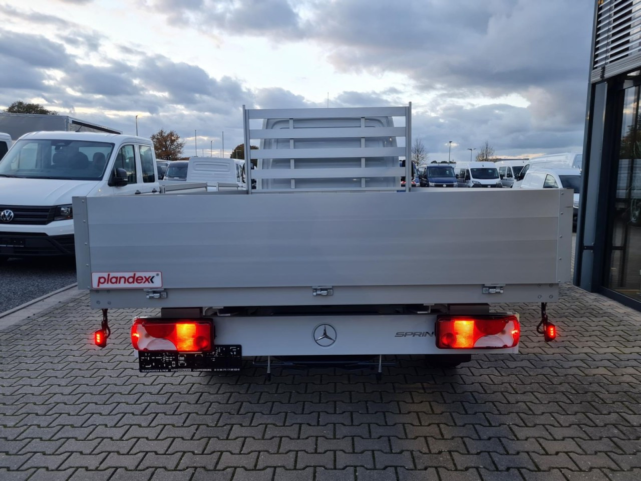 Mercedes-Benz Sprinter 317 CDI Pritsche L3 lang RWD KLIMA TEMPOMAT - Fourgon plateau: photos 5 Mercedes-Benz Sprinter 317 CDI Pritsche L3 lang RWD KLIMA TEMPOMAT - Fourgon plateau: photos 5