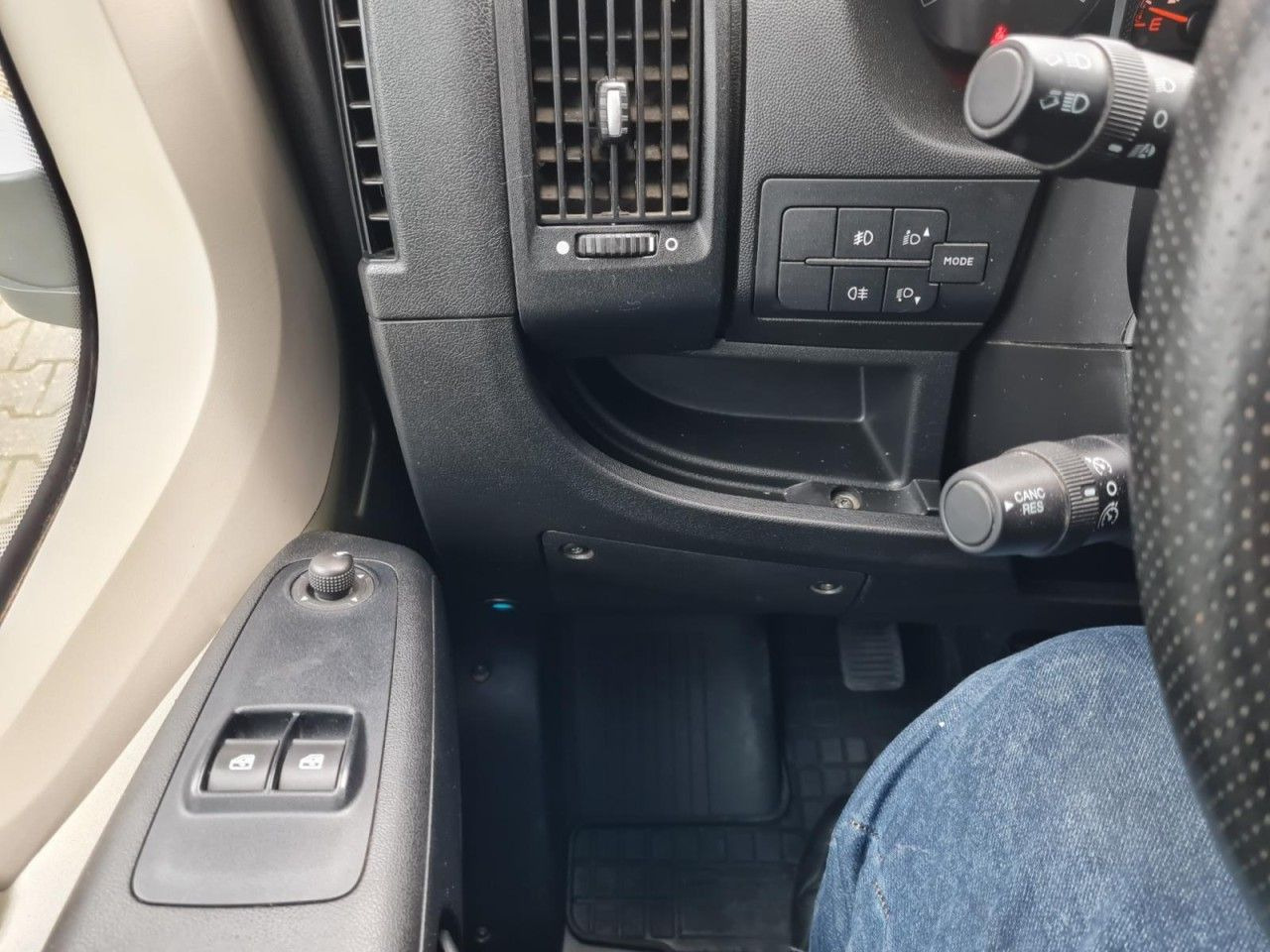 Utilitaire plateau baché Peugeot Boxer Pritsche L4 Schiebe Plane Schlafkab Luftfe: photos 20