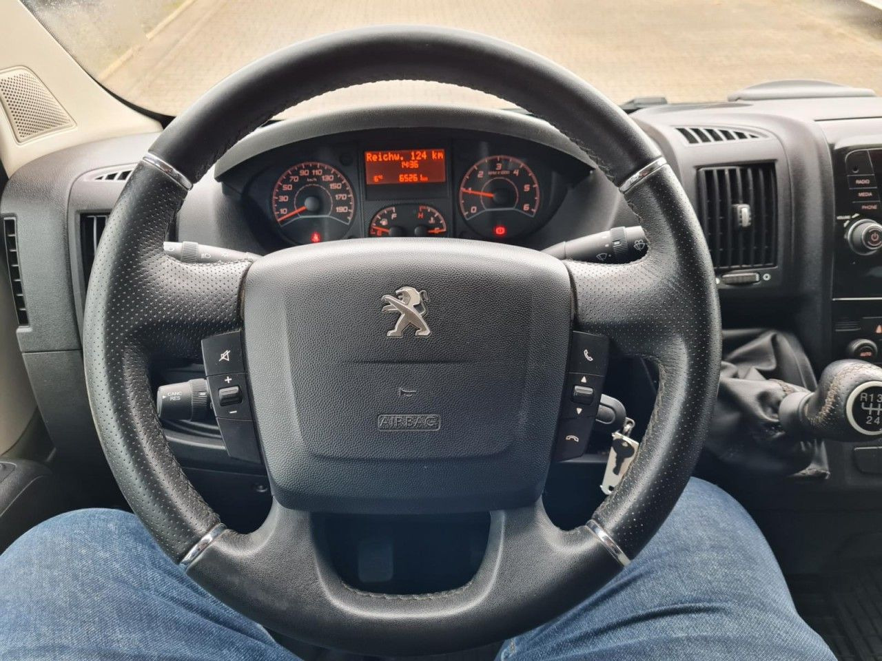 Utilitaire plateau baché Peugeot Boxer Pritsche L4 Schiebe Plane Schlafkab Luftfe: photos 9
