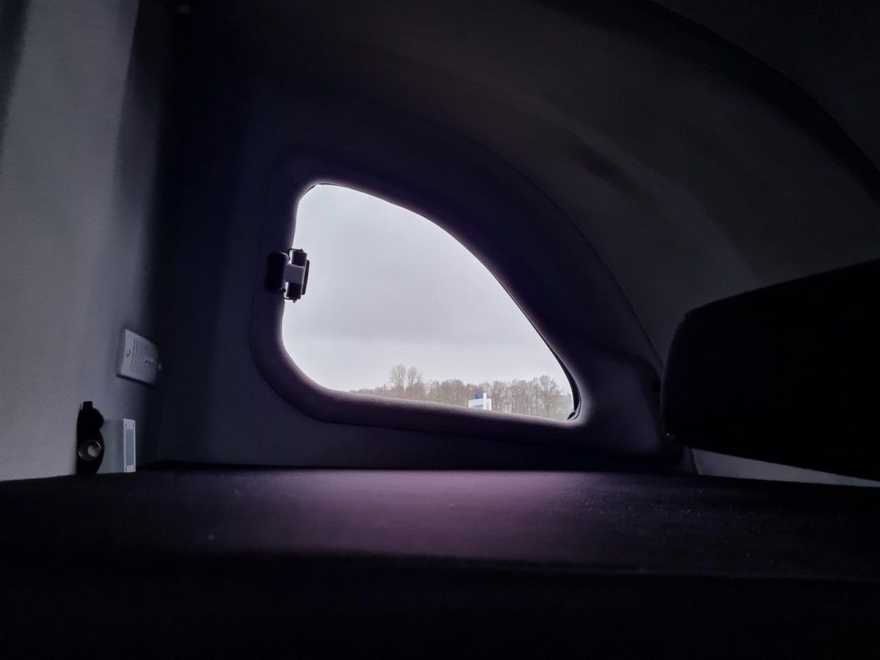 Utilitaire plateau baché Peugeot Boxer Pritsche L4 Schiebe Plane Schlafkab Luftfe: photos 21