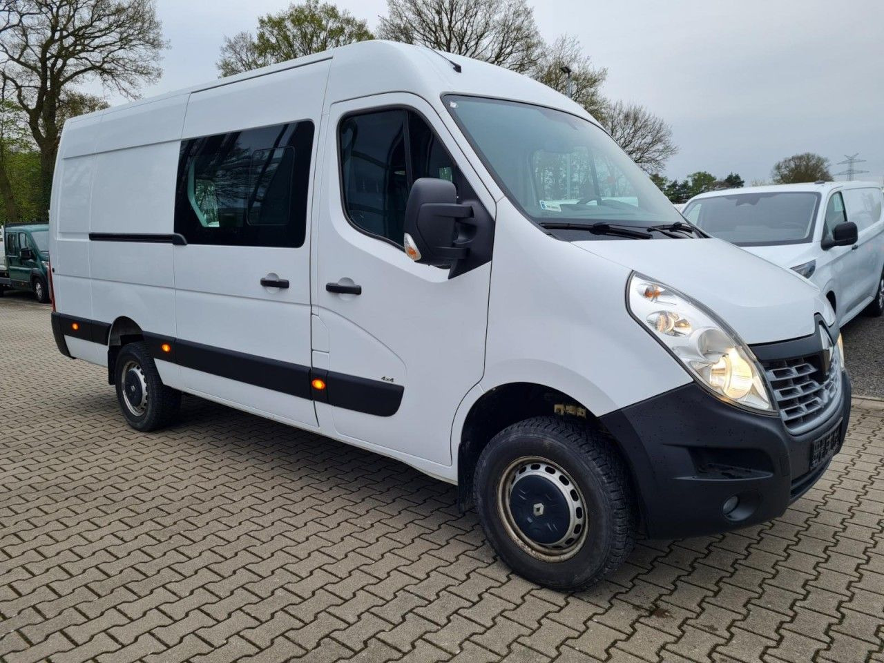 Renault Master 3,5t Kasten Doka dCi 130 L4H2 4x4 Allrad - Fourgon utilitaire, Utilitaire double cabine: photos 3 Renault Master 3,5t Kasten Doka dCi 130 L4H2 4x4 Allrad - Fourgon utilitaire, Utilitaire double cabine: photos 3