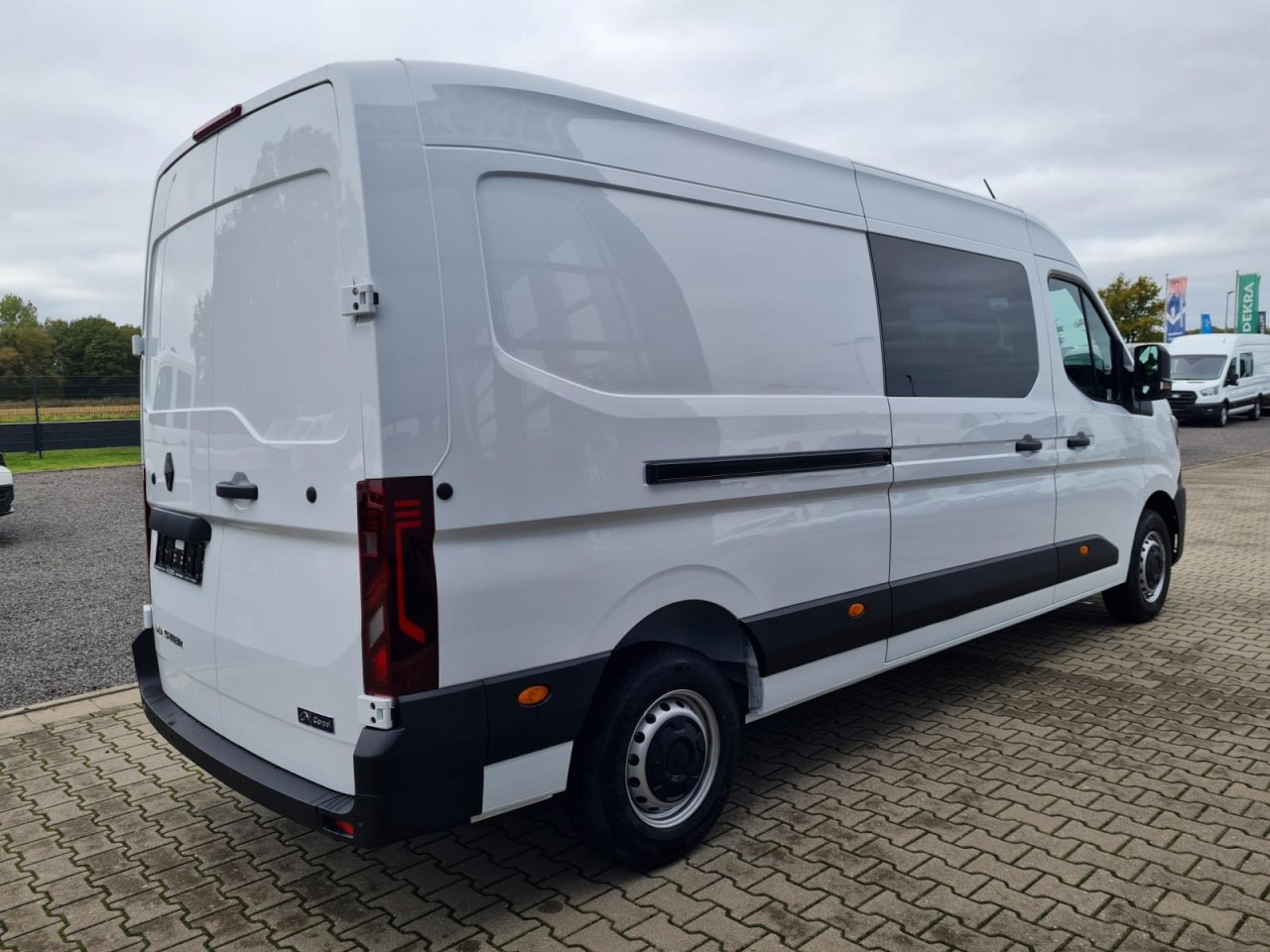 Renault Master 35 Kasten dCi Doka L3H2 KLIMA TEMPOMAT - Utilitaire double cabine: photos 4 Renault Master 35 Kasten dCi Doka L3H2 KLIMA TEMPOMAT - Utilitaire double cabine: photos 4
